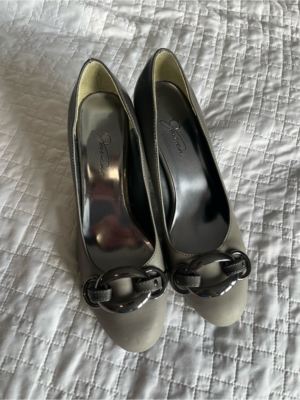 Jessica Simpson Grey Chainlink High Heel